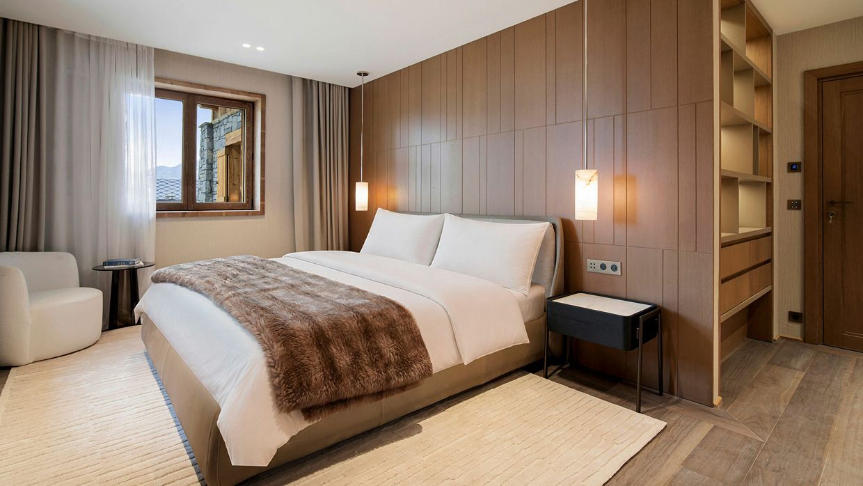 Luxury-Ski-Chalet-Courchevel1850-ChaletElya-OSC- Bedroom (2).jpg