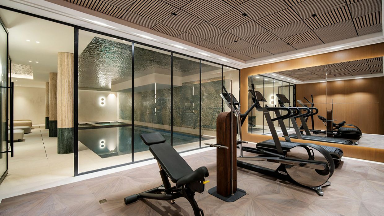 Luxury-Ski-Chalet-Courchevel1850-ChaletElya-OSC- Gym (2).jpg