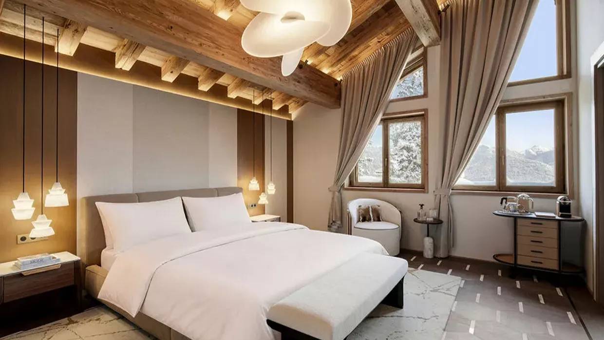 Luxury-Ski-Chalet-Courchevel1850-ChaletElya-OSC- Bedroom.jpg