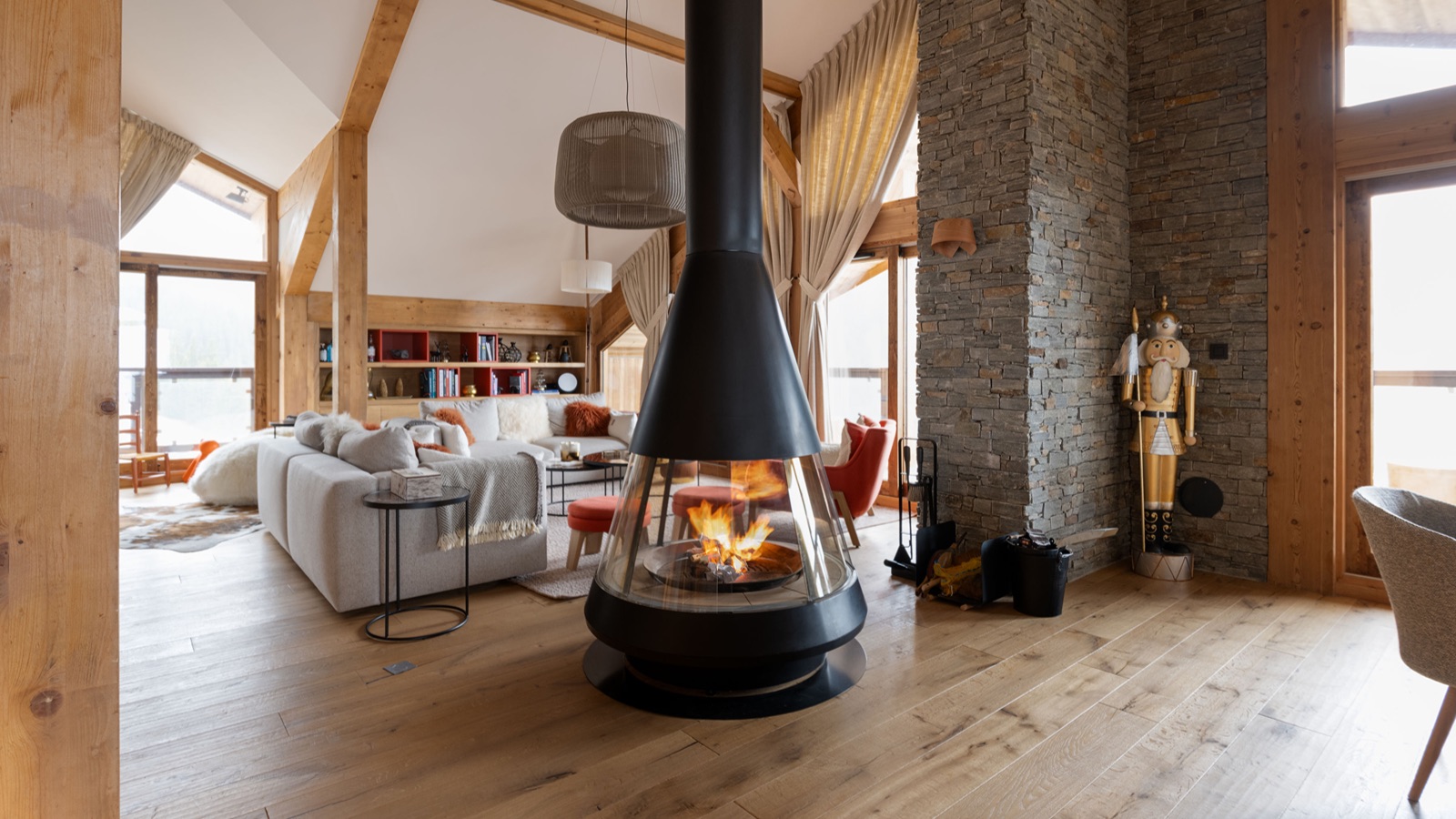 Luxury-Ski-Chalet-Courchevel-1650-Penthouse-Belladone-Oxford-Ski-Lounge3.jpg