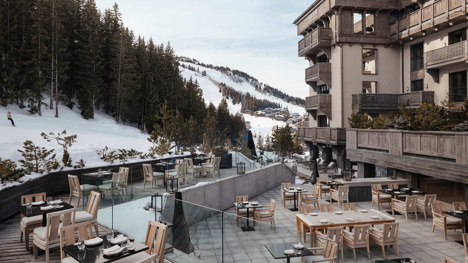 Luxury-Ski-Hotel-Courchevel-1850-Aman-Le-Melezin-Oxford-Ski-Terrace.jpeg