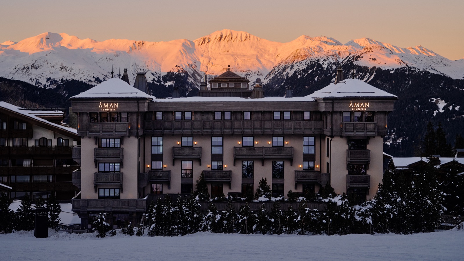 Luxury-Ski-Hotel-Courchevel-1850-Aman-Le-Melezin-Oxford-Ski-Exterior.jpeg