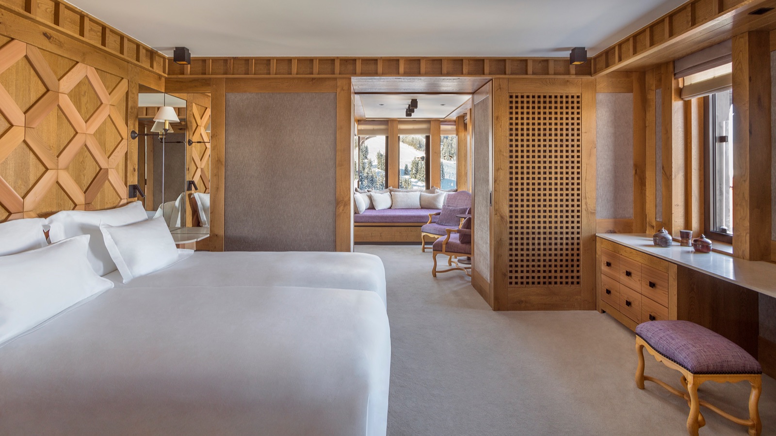 Luxury-Ski-Hotel-Courchevel-1850-Aman-Le-Melezin-Oxford-Ski-Bedroom12.jpeg