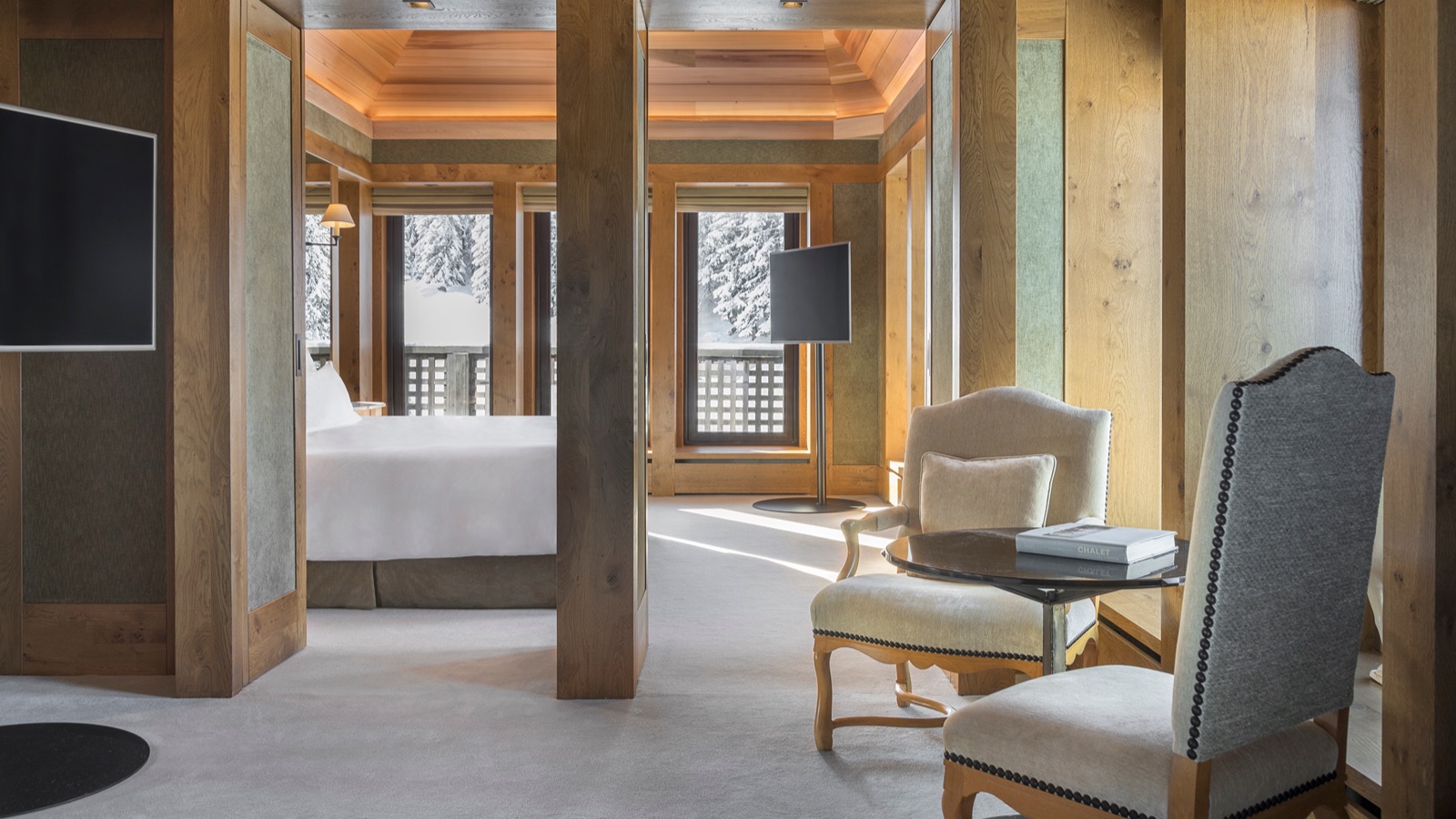 Luxury-Ski-Hotel-Courchevel-1850-Aman-Le-Melezin-Oxford-Ski-Bedroom15.jpeg