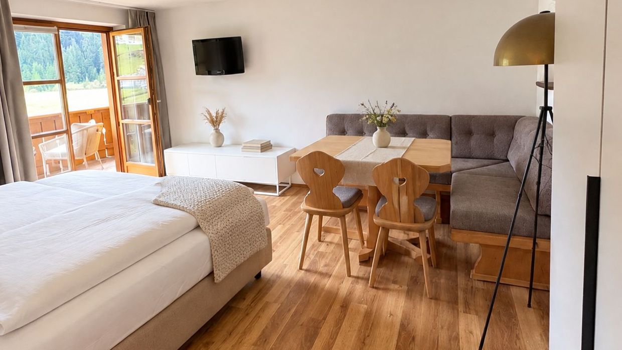 Luxury-Ski-Apartment-Lech-ULAeasy-OSC- Bedroom (2).jpg