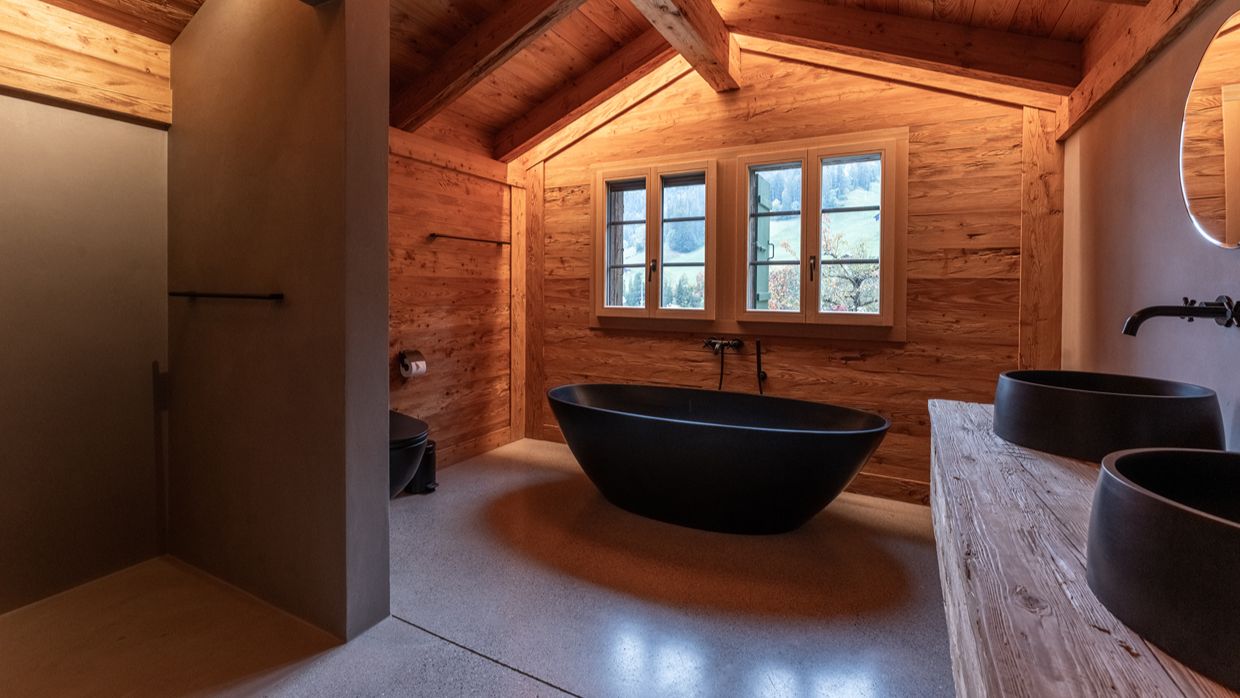 Luxury-Ski-Chalet-Gstaad-HausMannenberg-OSC-Bathroom (3).jpg