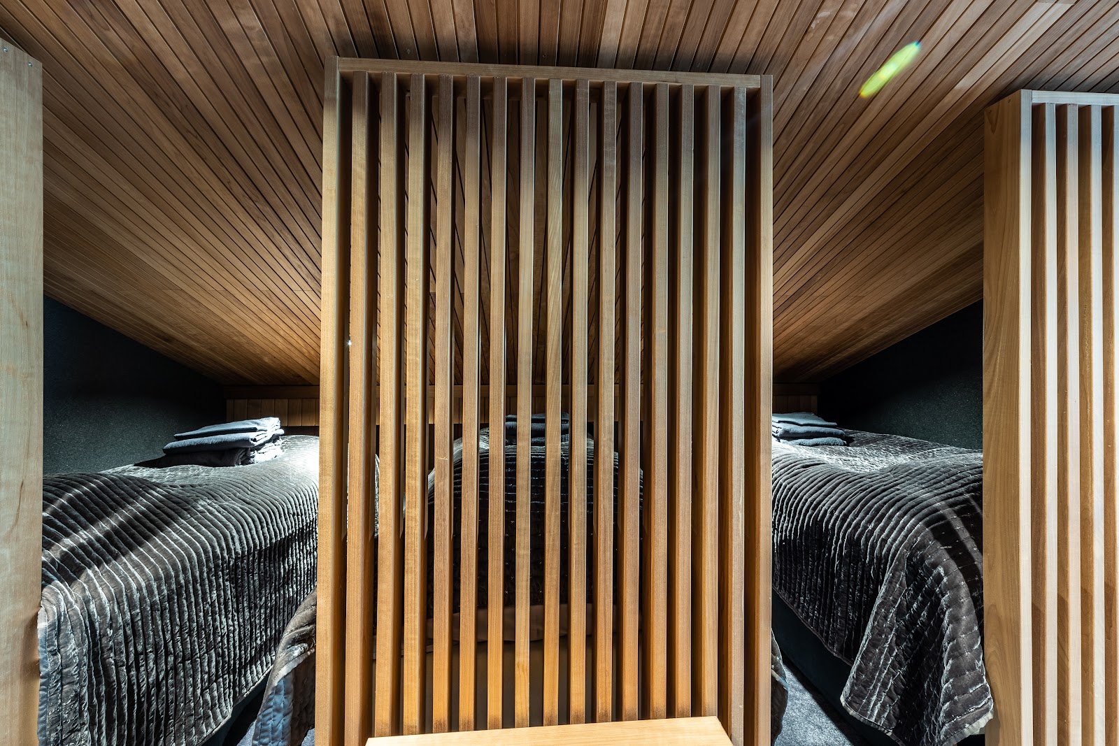 Luxury-Ski-Chalet-Lapland-VillaV-OSC- twin.jpg