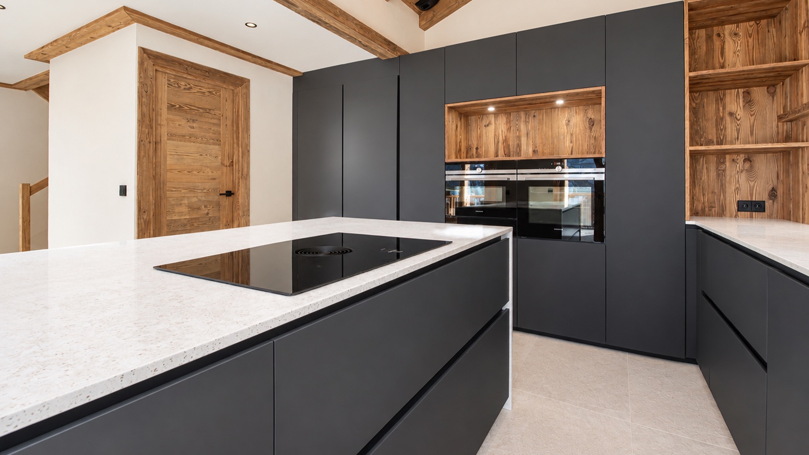 Luxury-Ski-Chalet-St-Martin-De-Belleville-Chalet-Corbeau-Oxford-Ski-Kitchen.jpeg