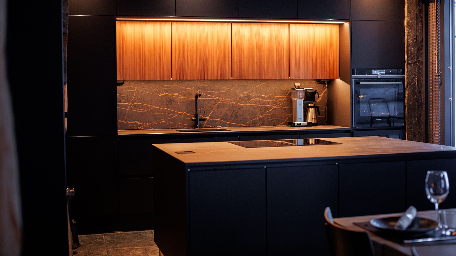 Luxury-Ski-Chalet-Levi-Villa-Snowfall-Oxford-Ski-:Kitchen.jpg
