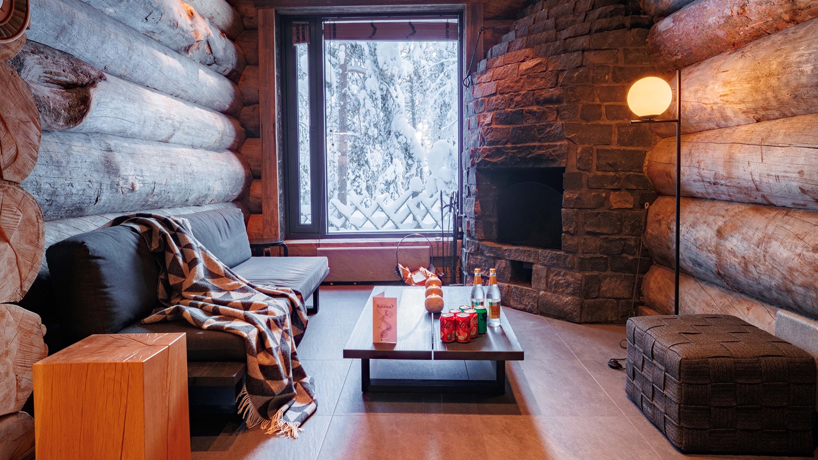 Luxury-Ski-Chalet-Levi-Villa-Snowfall-Oxford-Ski-Snug.jpg