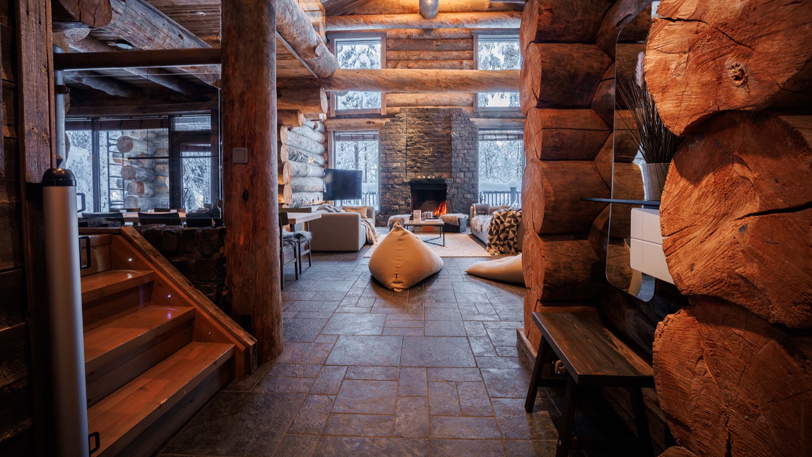 Luxury-Ski-Chalet-Levi-Villa-Snowfall-Oxford-Ski-stairs.jpg