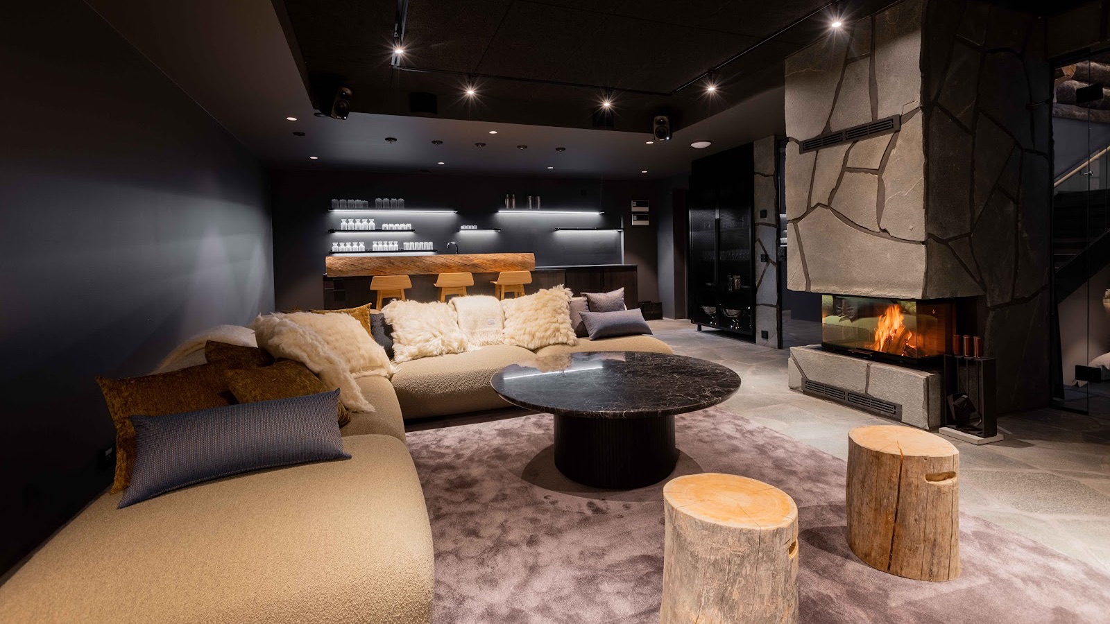 Luxury-Ski-Chalet-Levi-Villa-Viima-Oxford-Ski-Cinema-Room.jpg