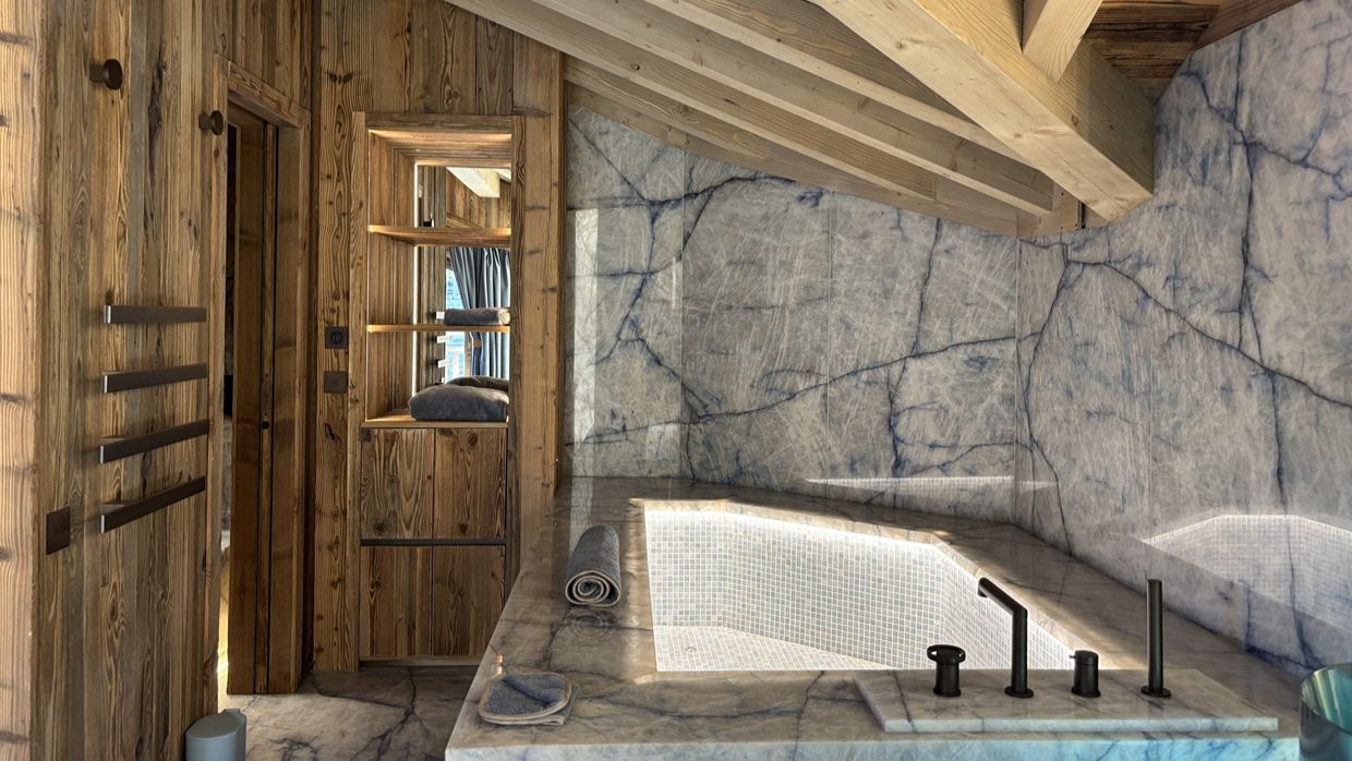 Luxury-Ski-Chalet-ValdIsere-Nanouk-OSC- Bathroom (1).jpg