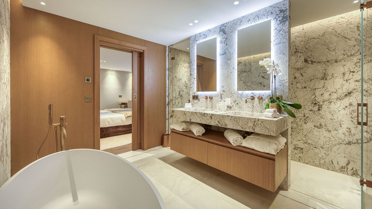 Luxury-Ski-Chalet-Courchevel1850-Eylia-OSC--Bathroom 5.jpg