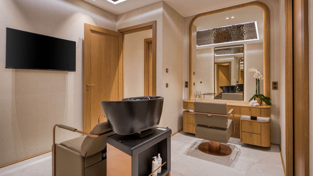 Luxury-Ski-Chalet-Courchevel1850-Eylia-OSC--Beauty salon.jpg