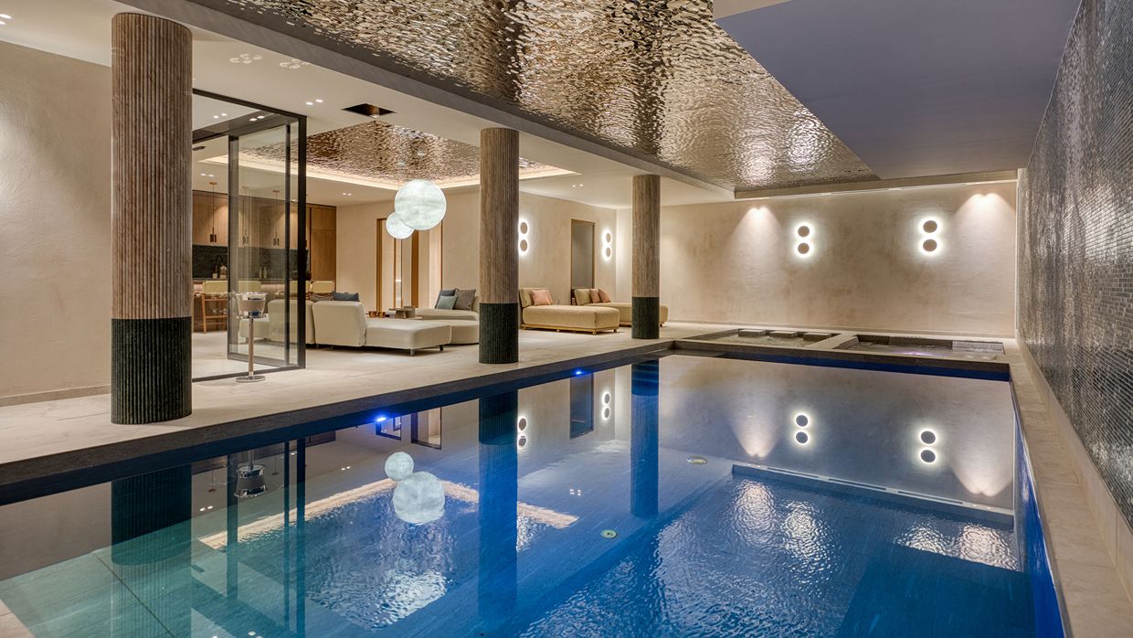 Luxury-Ski-Chalet-Courchevel1850-Eylia-OSC--Indoor pool.jpg