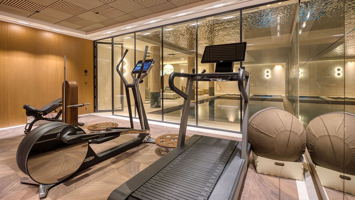 Luxury-Ski-Chalet-Courchevel1850-Eylia-OSC--Gym.jpg