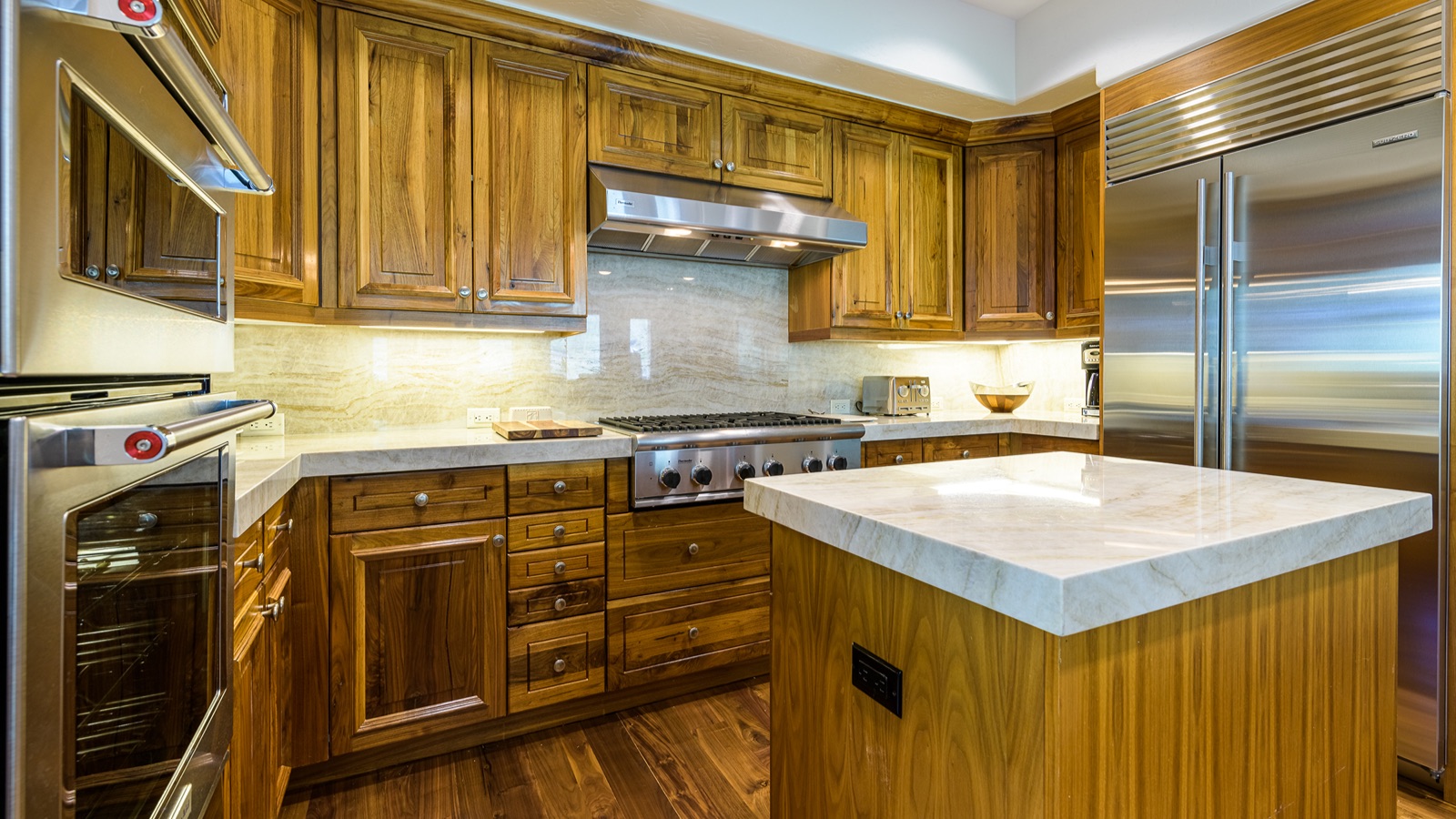Luxury-Ski-Chalet-Beaver-Creek-Sunshine-Chalet-Oxford-Ski-Kitchen.jpg