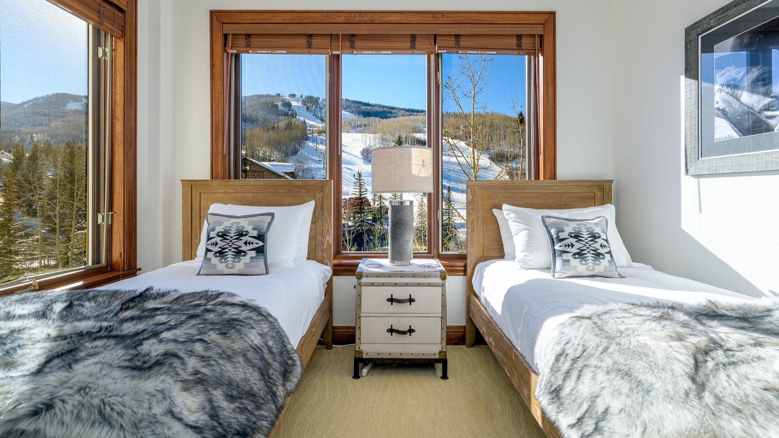 Luxury-Ski-Chalet-Beaver-Creek-Sunshine-Chalet-Oxford-Ski-Bedroom7.jpg