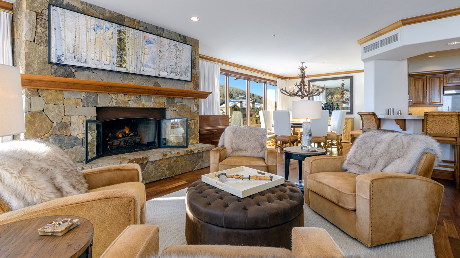 Luxury-Ski-Chalet-Beaver-Creek-Sunshine-Chalet-Oxford-Ski-Lounge5.jpg