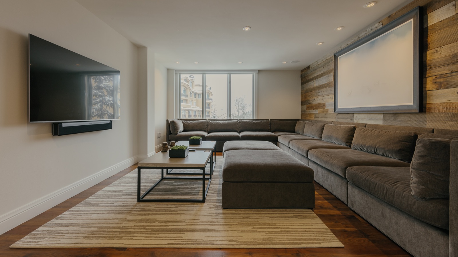 Luxury-Ski-Chalet-Beaver-Creek-Sanctuary-Chalet-Oxford-Ski-TV-Room.jpg