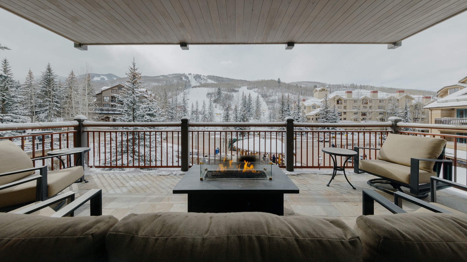 Luxury-Ski-Chalet-Beaver-Creek-Sanctuary-Chalet-Oxford-Ski-Balcony.jpg