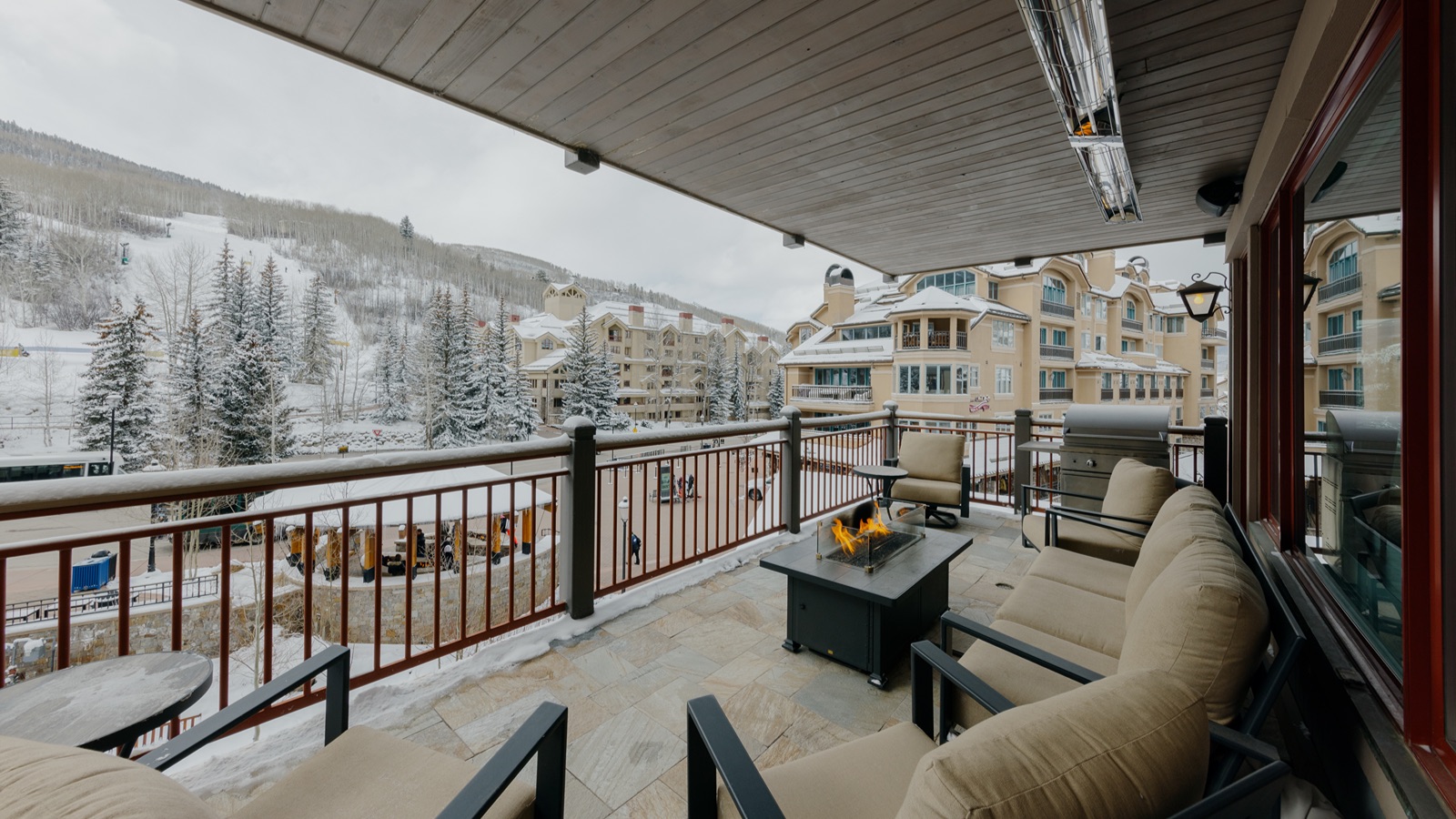Luxury-Ski-Chalet-Beaver-Creek-Sanctuary-Chalet-Oxford-Ski-Balcony2.jpg