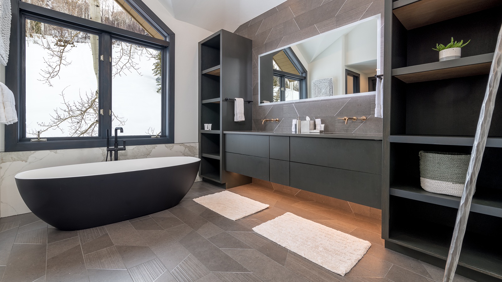 Luxury-Ski-Chalet-Beaver-Creek-Stone-Creek-Chalet-Oxford-Ski-Bathroom.jpg