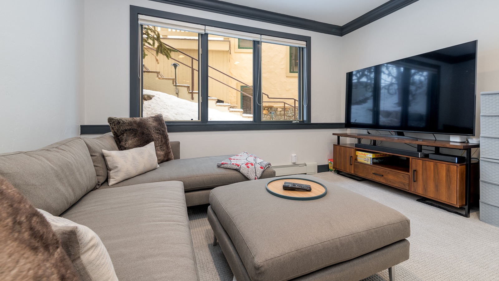 Luxury-Ski-Chalet-Beaver-Creek-Stone-Creek-Chalet-Oxford-Ski-TV-Room3.jpg