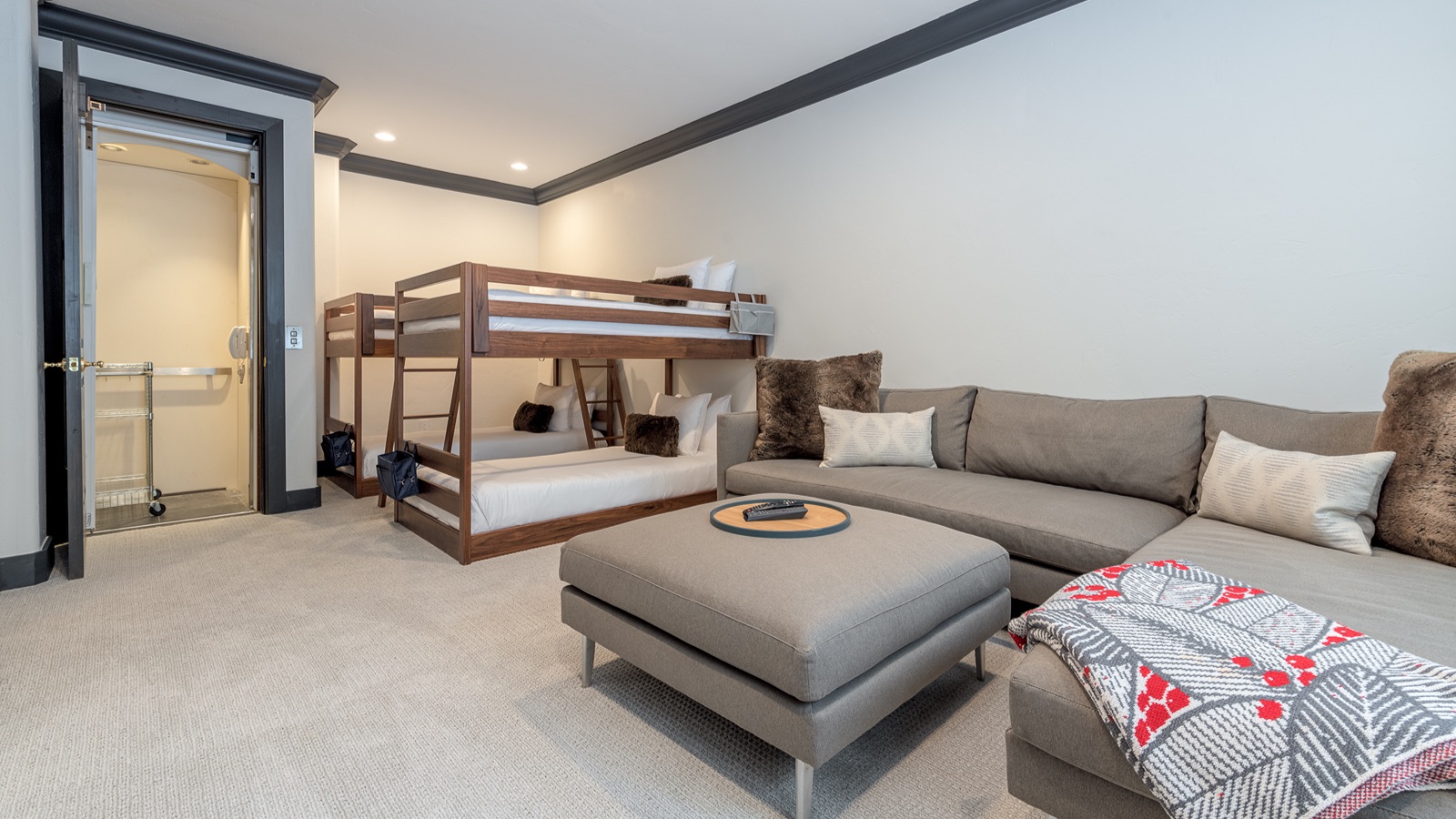 Luxury-Ski-Chalet-Beaver-Creek-Stone-Creek-Chalet-Oxford-Ski-Bunk-Bedroom14.jpg