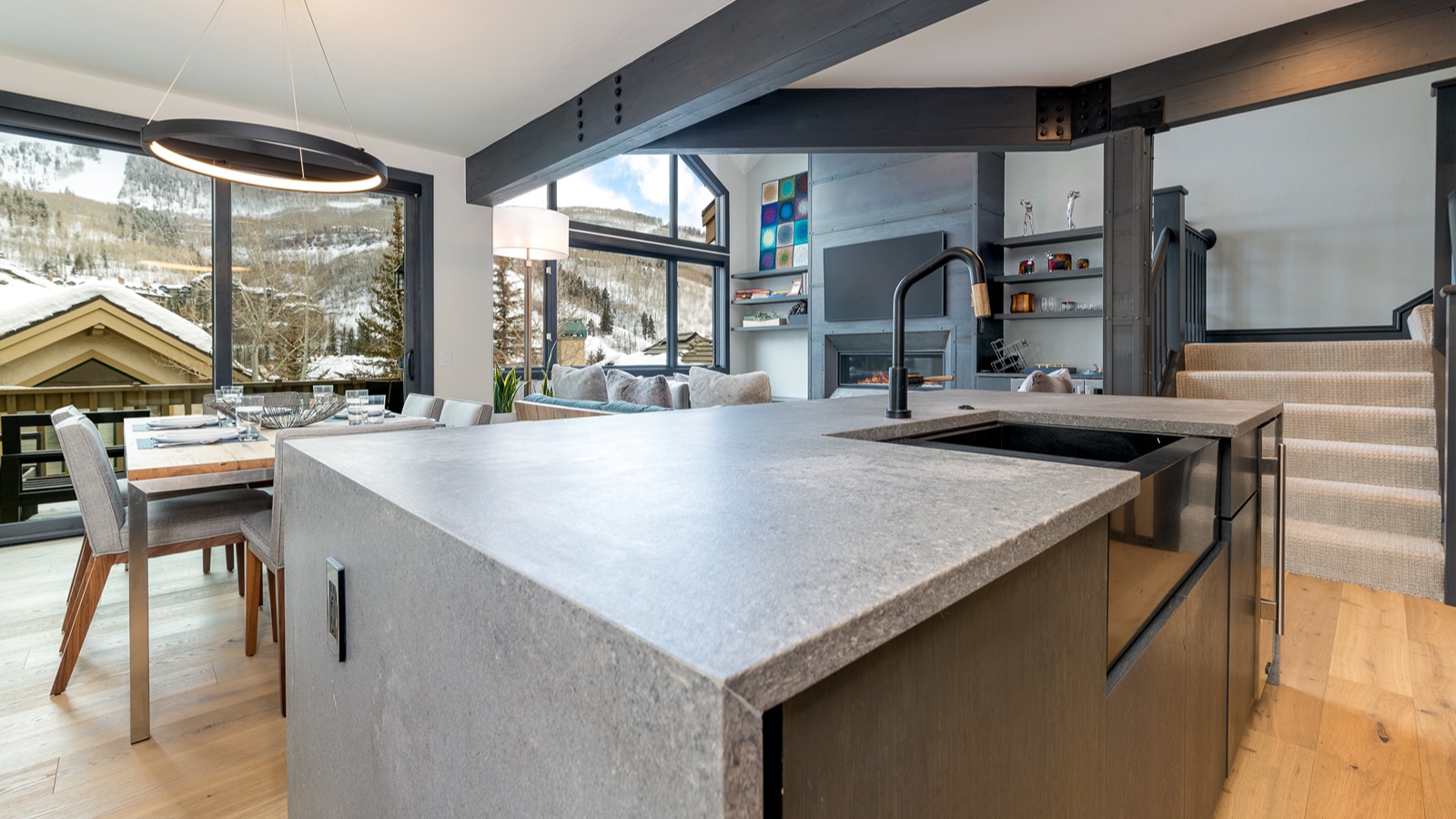 Luxury-Ski-Chalet-Beaver-Creek-Stone-Creek-Chalet-Oxford-Ski-Kitchen.jpg