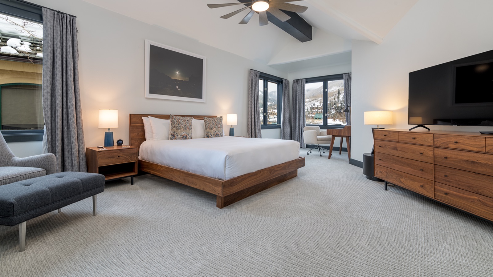 Luxury-Ski-Chalet-Beaver-Creek-Stone-Creek-Chalet-Oxford-Ski-Bedroom22.jpg