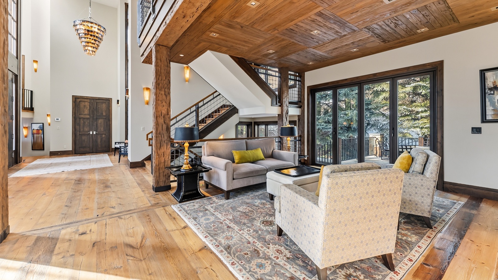 Luxury-Ski-Chalet-Beaver-Creek-Winter-Watch-Chalet-Oxford-Ski-Snug.jpg